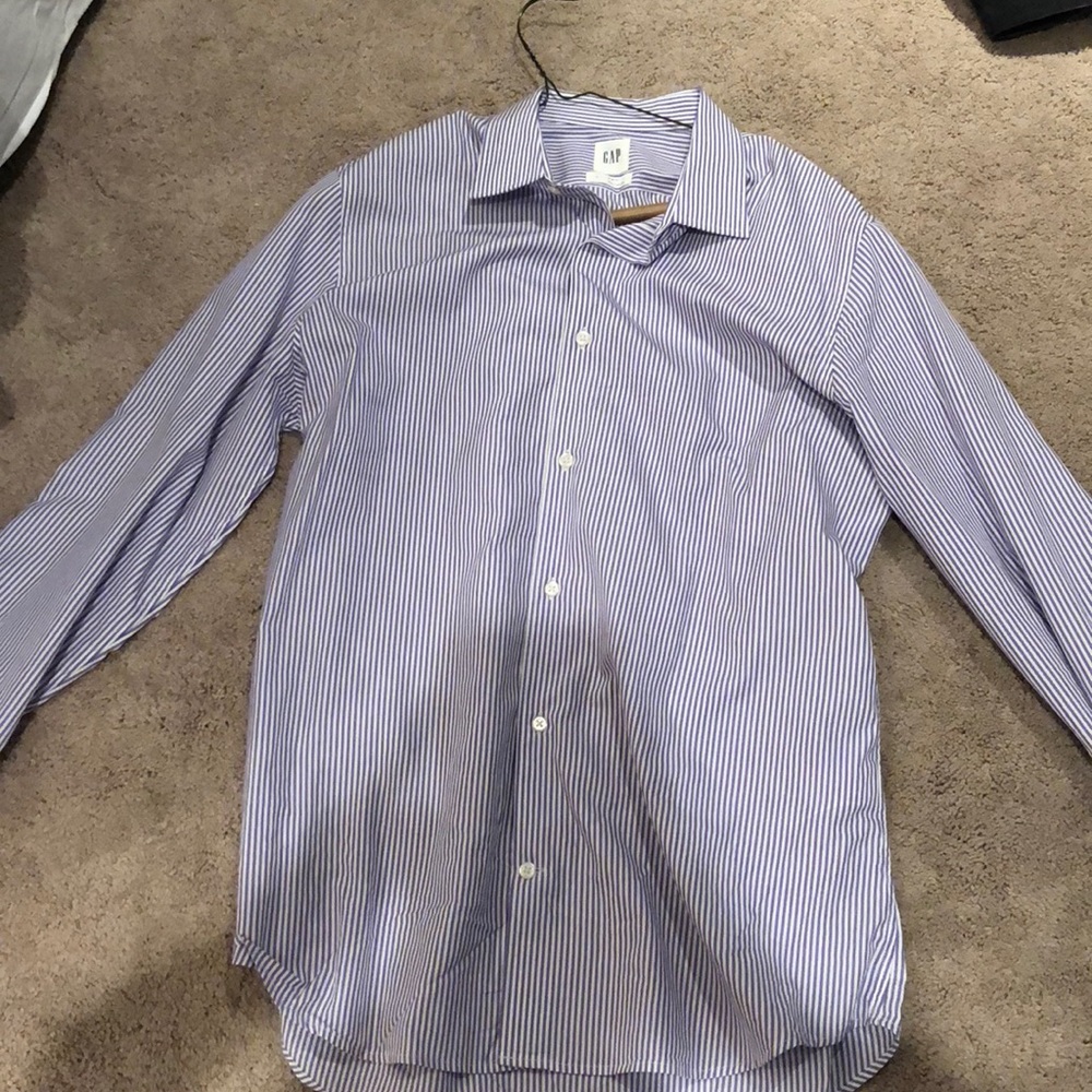 Gap long sleeve button down
